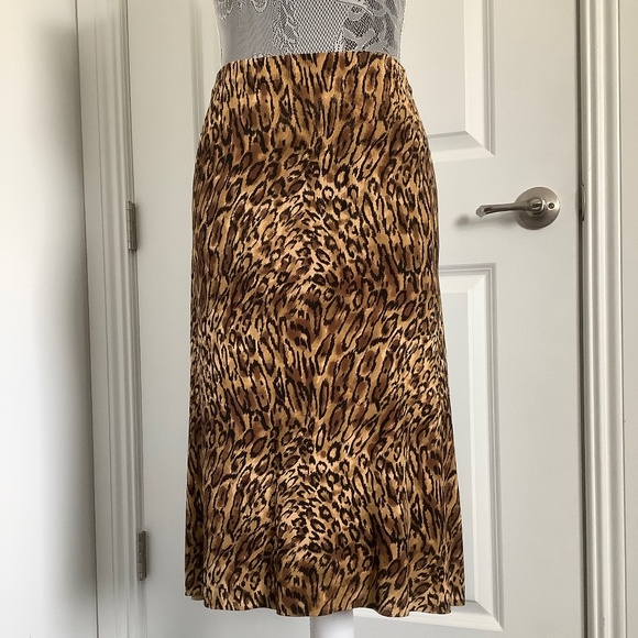 DUE per DUE Collection Pull on animal print Women’s Skirt, Size XL, NWOT - Picture 3 of 5